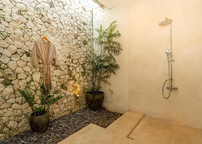 Ivaya 8-guesthouse